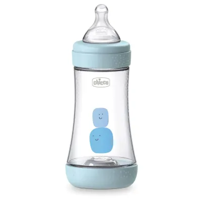 CHICCO PERFECT 5 BIBERON EN PLASTIQUE 2M+ 240ML CHICCO PERFECT 5 BIBERON EN PLASTIQUE 2M+ 240ML